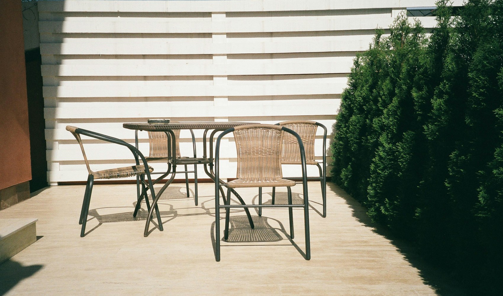 Aangelegde tuin met terras (na)