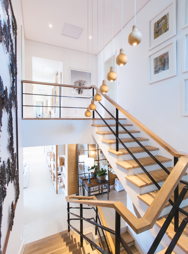 Interieurarchitectuur met trappenhuis